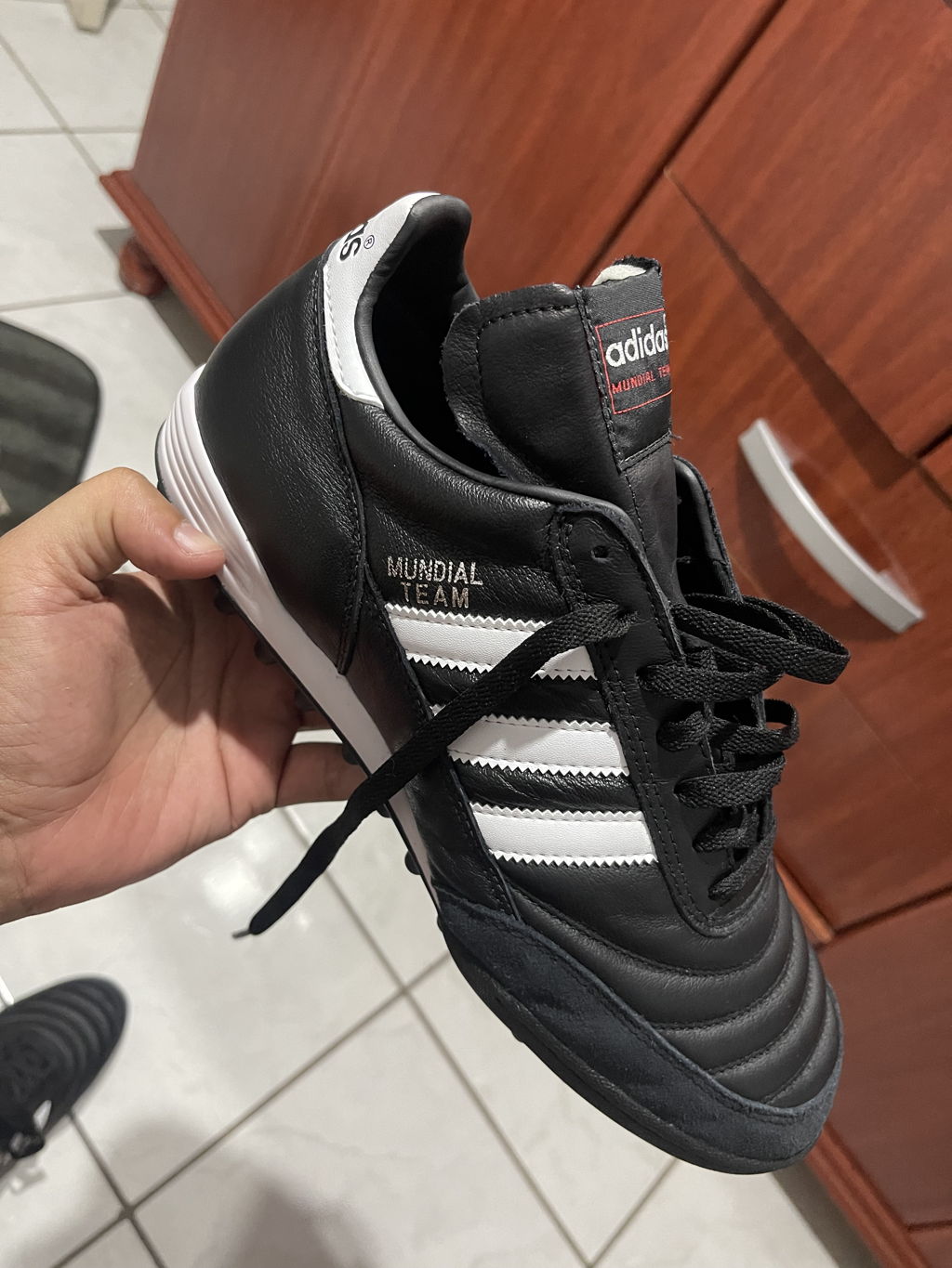 Chuteira Society Adidas Mundial Team Unissex - Preto+Branco | Netshoes