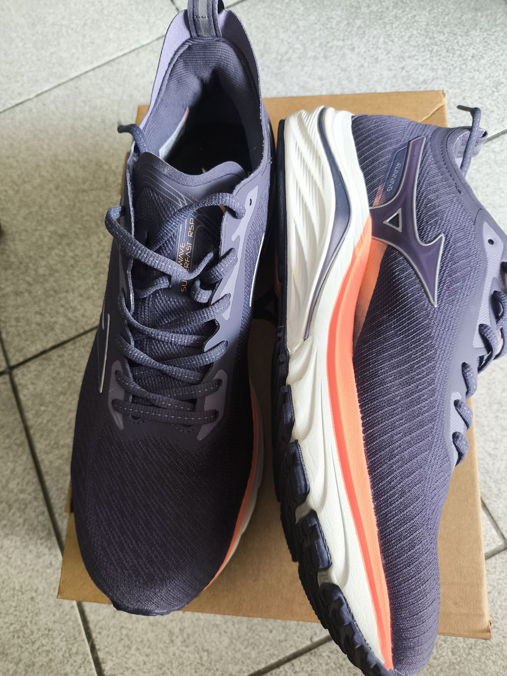 Tênis Mizuno Wave Superfast Feminino | Allianz Parque Shop