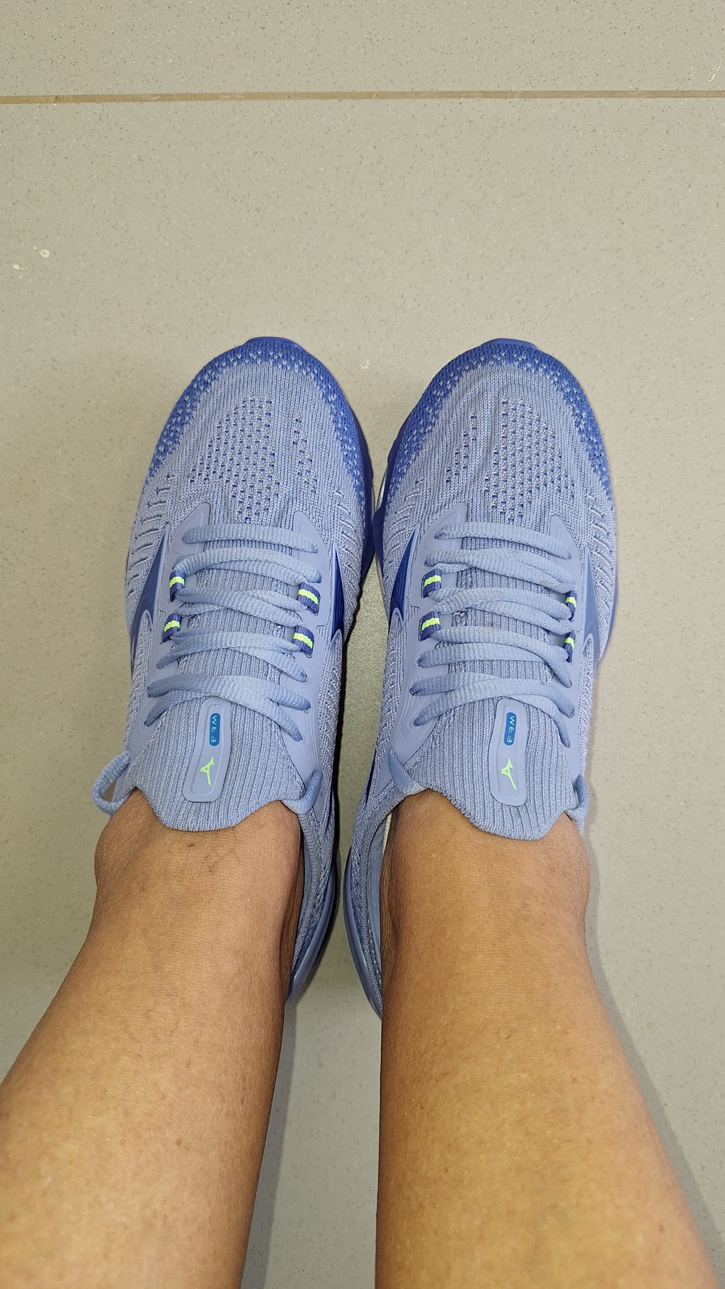 Tênis Mizuno Wave Endeavor 3 Feminino - Cinza+Amarelo | Netshoes