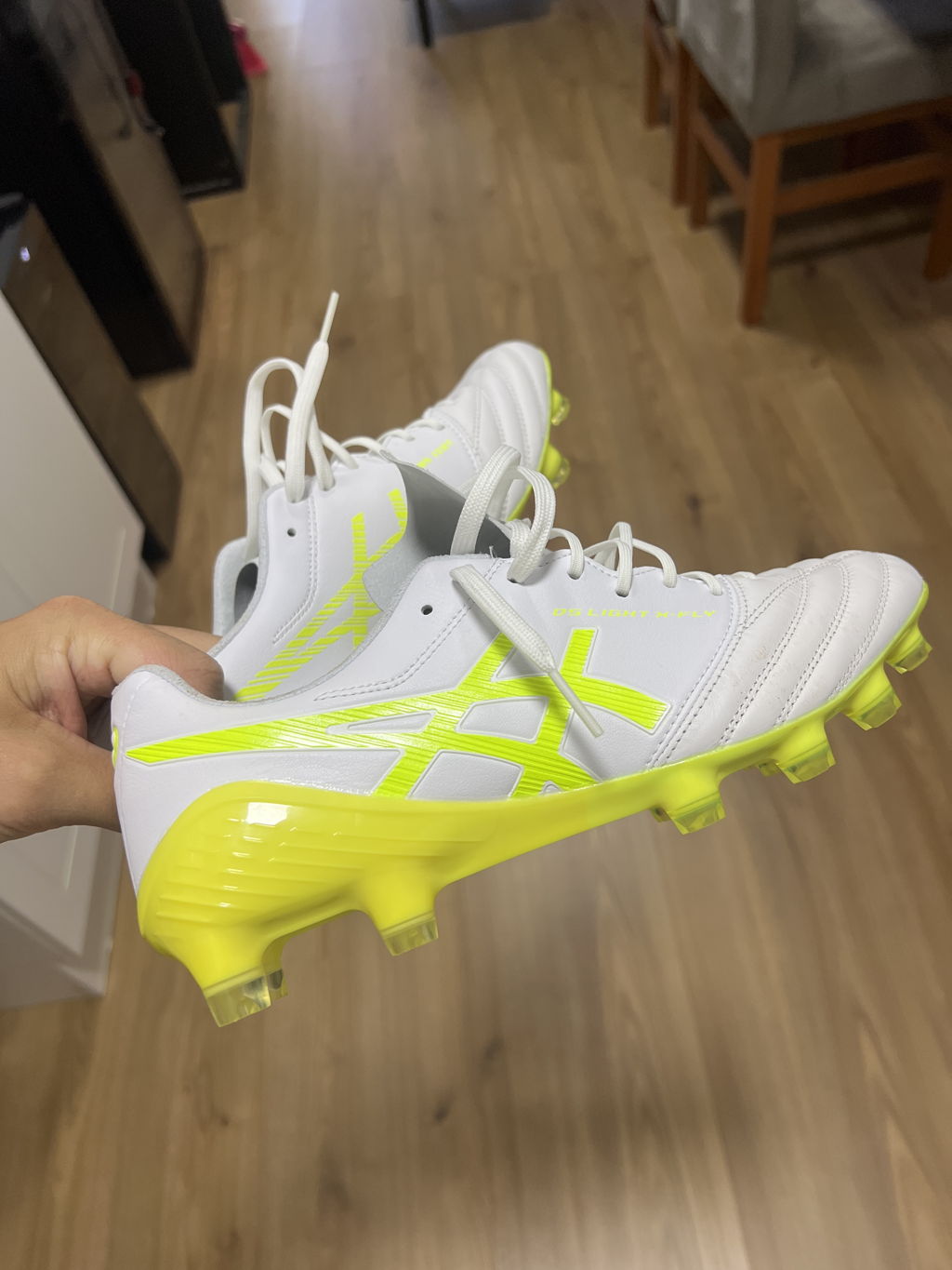 Chuteira Campo Asics DS Light X-Fly 5 Unissex - Branco+Amarelo