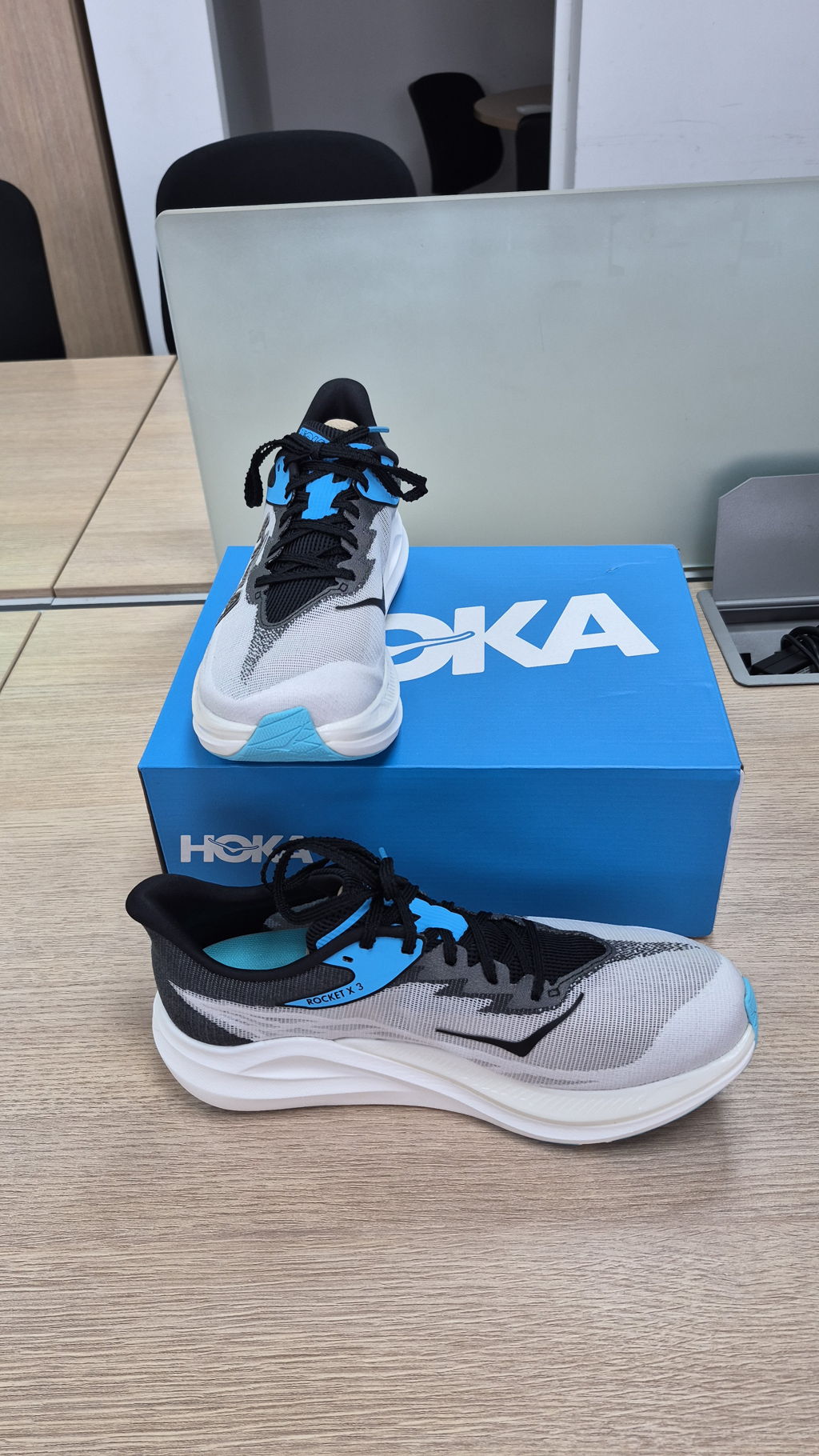 Tênis Hoka Rocket X 3 - Cinza | Netshoes