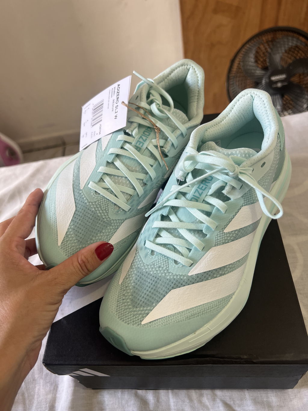 Tênis Adidas Adizero SL 2 Feminino - Bege+Vermelho | Netshoes