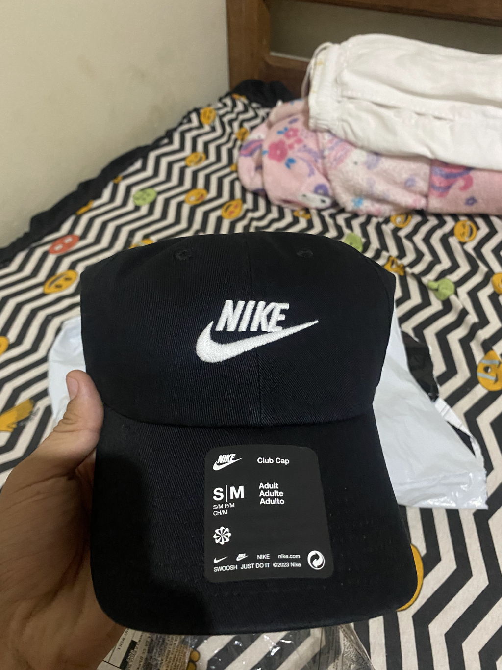 Boné Nike Club Unissex - Preto+Branco | Netshoes