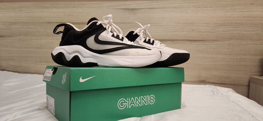 Tênis Nike Giannis Immortality 3 Masculino - Branco | Netshoes