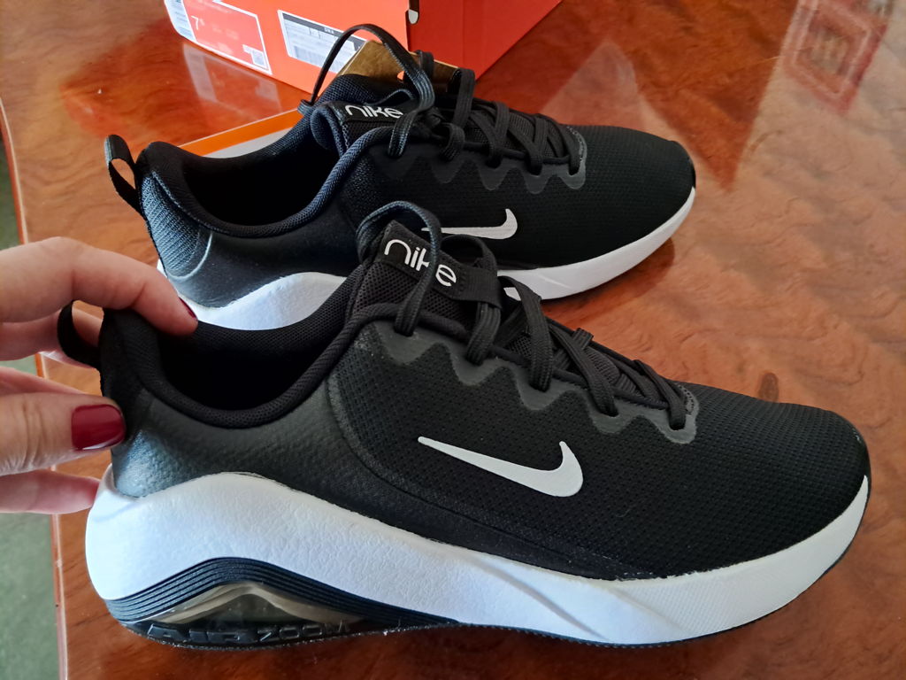 Tênis Nike Air Zoom Bella 7 Feminino - Branco+Amarelo | Netshoes