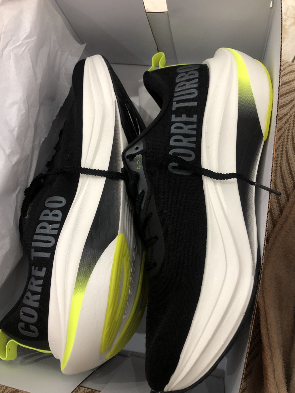 Tênis Olympikus Corre Turbo - Preto+Verde Limão | Netshoes